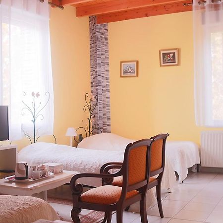 Domaine De L'Ile - Gites Et Chambres D'Hotes Castelsarrasin Ngoại thất bức ảnh